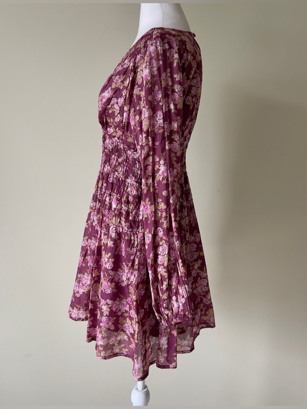 Free People Keep You Mini Dress Floral Smocked V-Neck EUC Size Small - Picture 5 of 9